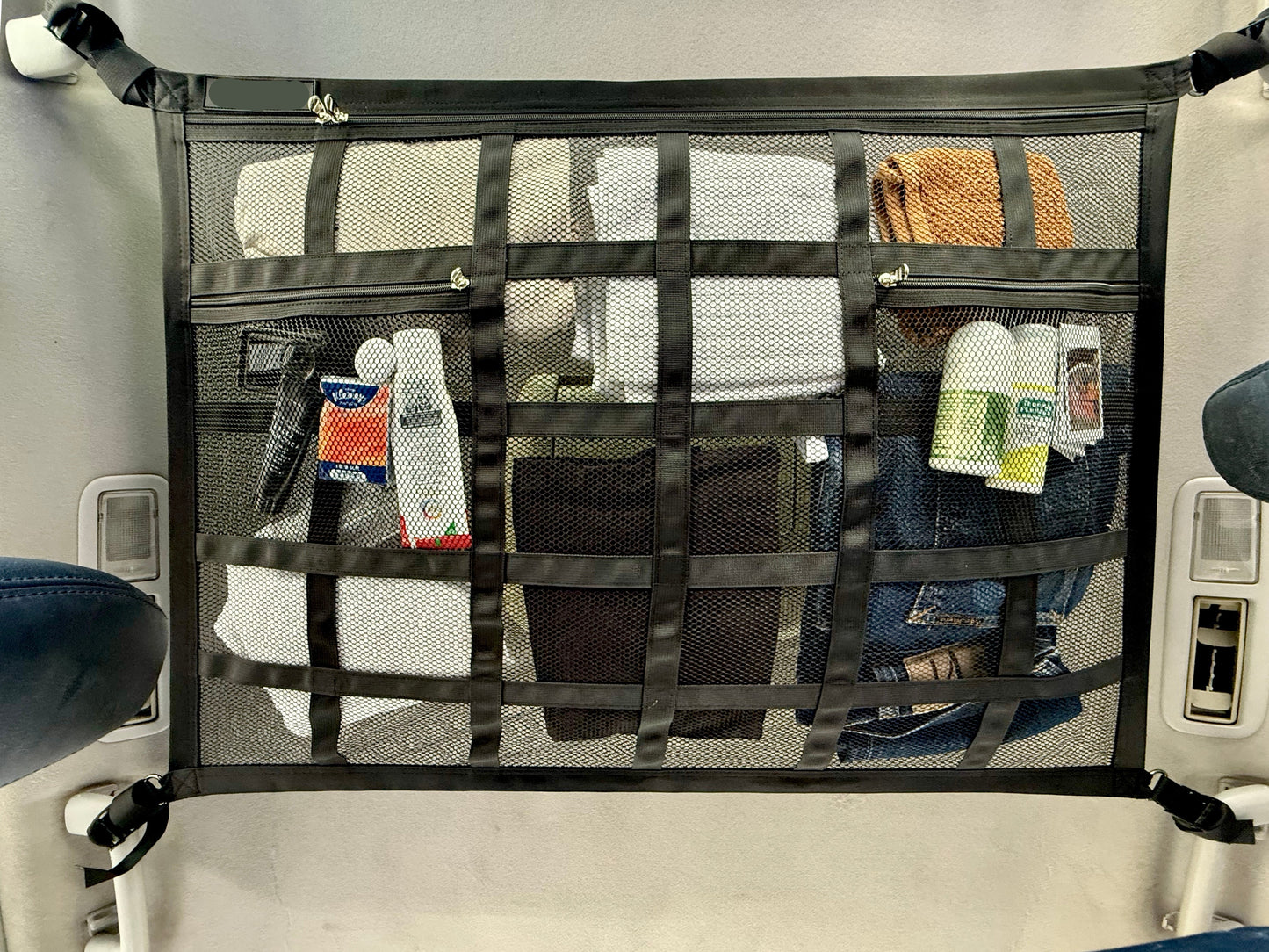 🚗Multi-Pocket Car Storage Net with Alloy Buckles🔧
