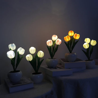 Tulip LED Lamp