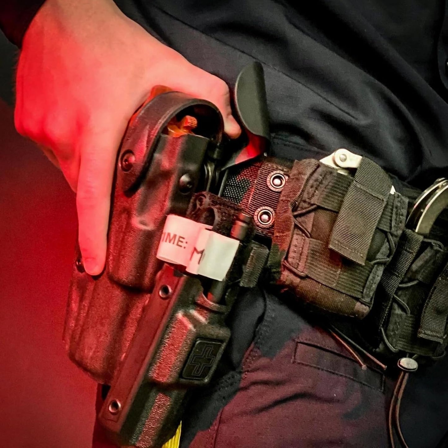 🛠️ Tactical Tourniquet Mount Kit | Right-Hand Use · Durable Build · Multi-Screw Setup 🔩