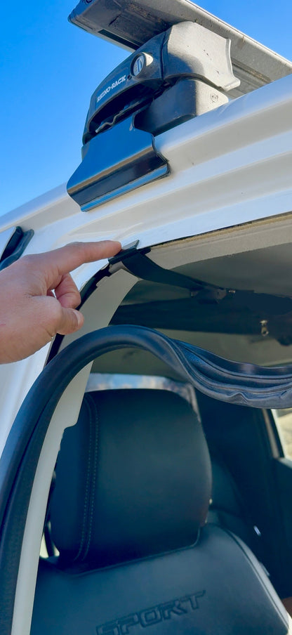 🚗Multi-Pocket Car Storage Net with Alloy Buckles🔧